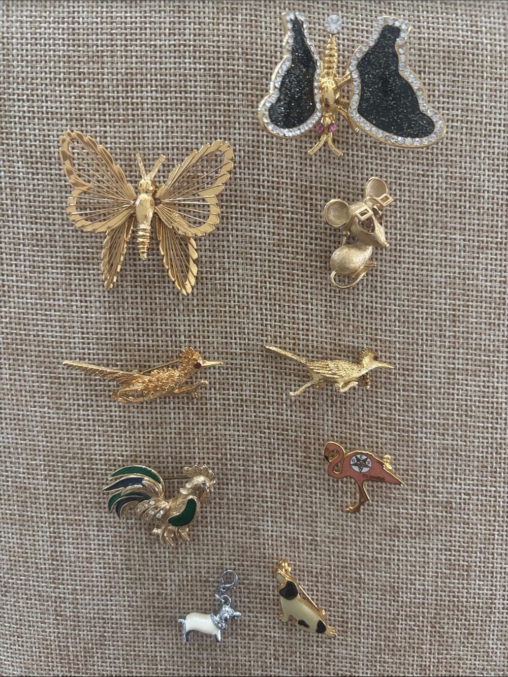 Vintage lot of nine animal pins